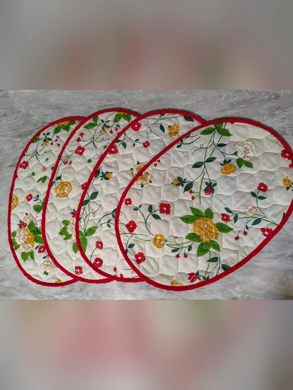 4 Vintage Quilted Placemats Red & Yellow Flowers Reversible